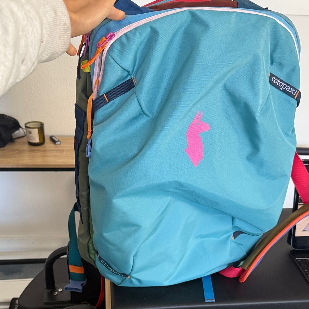 Allpa 42L Travel Pack - Del Día *never used